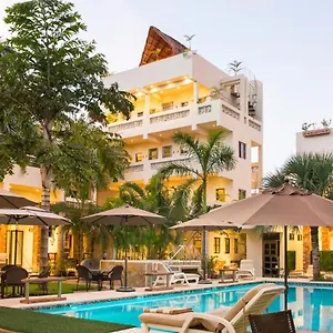 Hotel Alamos Con Jacuzzi Y Piscina